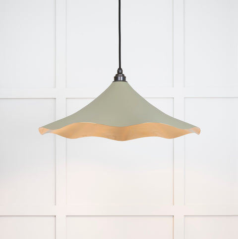 Smooth Brass Flora Pendant