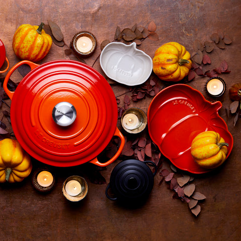 Le Creuset Halloween Medium Pumpkin Dish in NEW White