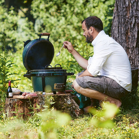 BRAND NEW Cooking on the Big Green Egg Cookbook