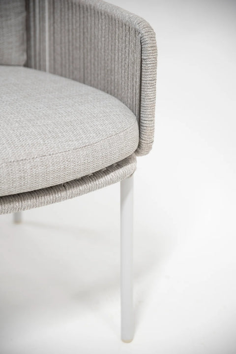 4 Seasons Outdoor Bernini Dining Chair Frozen With 2 Cushions
