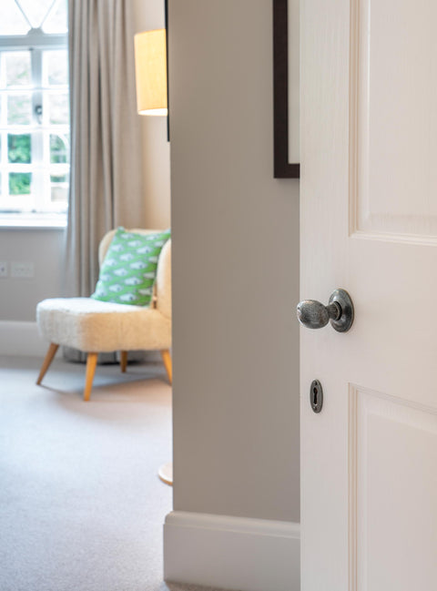 Oval Escutcheon
