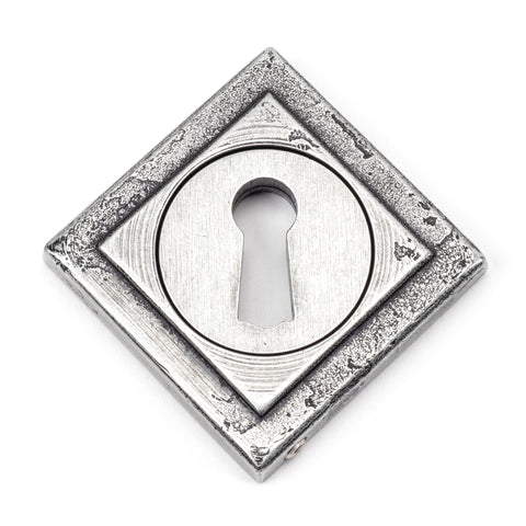 Round Escutcheon