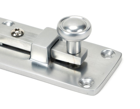Universal Bolt