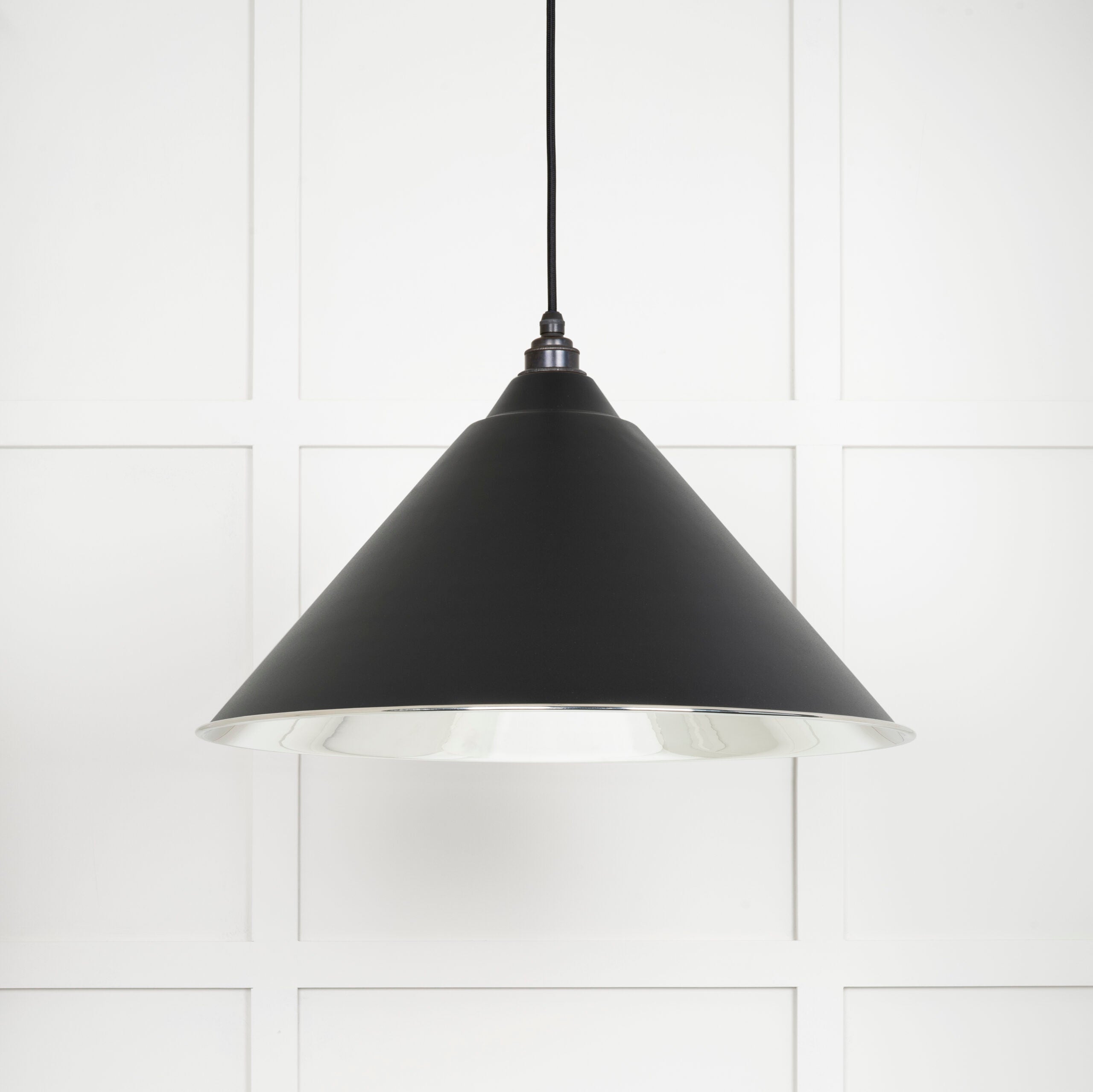 Smooth Nickel Hockley Pendant in Elan Black – Diss Ironworks