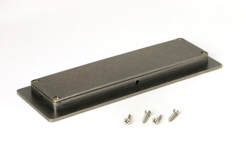 Plain Rectangular Pull