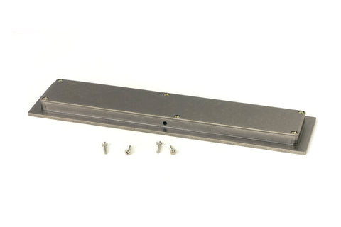 Plain Rectangular Pull