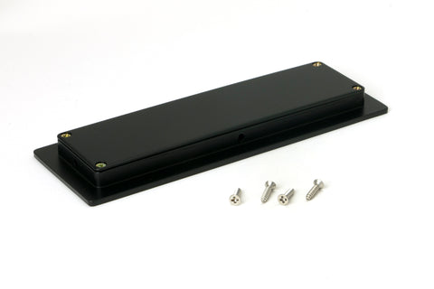 Plain Rectangular Pull