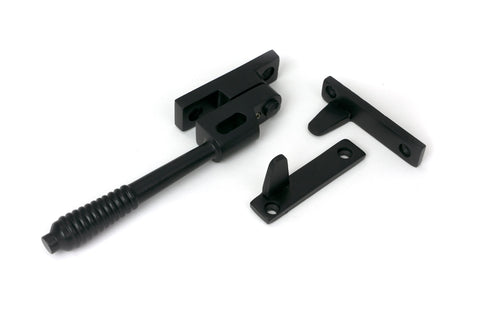 Night-Vent Locking Reeded Fastener