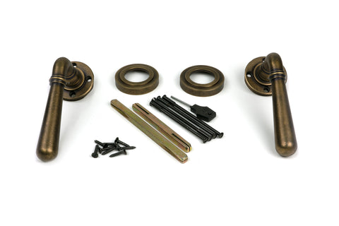 Newbury Lever on Rose Set (Unsprung)