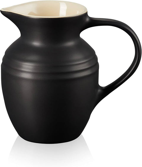 Le Creuset Stoneware Small Jug 600ml in Matte Black