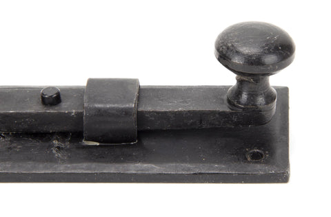 Universal Bolt