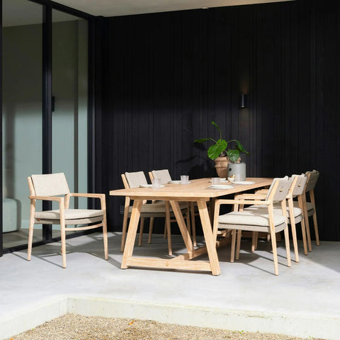 4 Season Outdoor Julia Dining set with Noah 260cm Brushed Teak Table